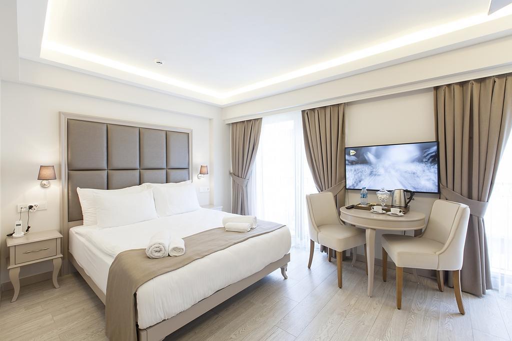 ホテル ガラタ グレース イスタンブール 部屋 写真